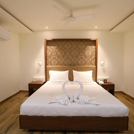 حيدر أباد Hotel Shubham Palace المظهر الخارجي الصورة