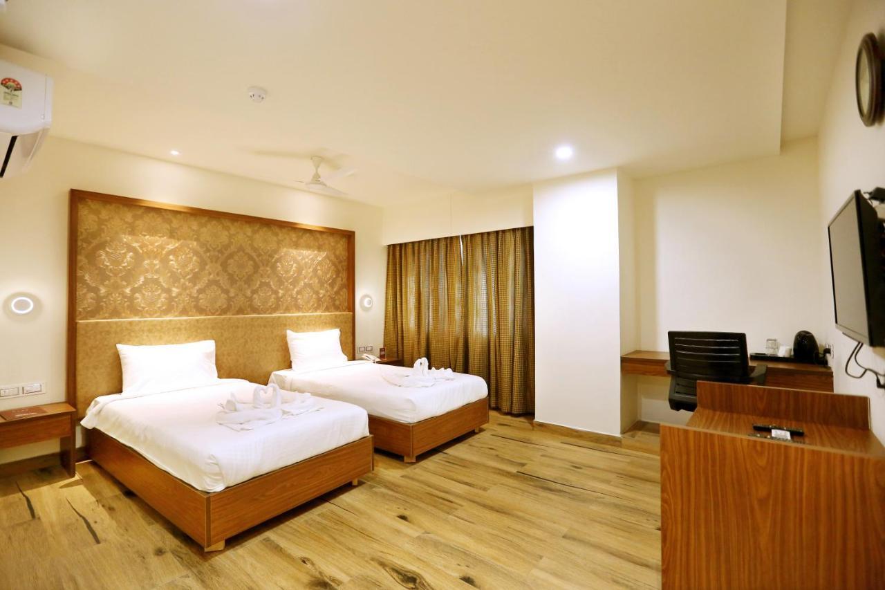حيدر أباد Hotel Shubham Palace المظهر الخارجي الصورة
