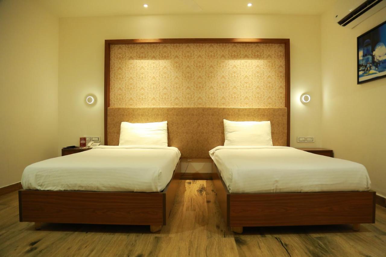 حيدر أباد Hotel Shubham Palace المظهر الخارجي الصورة